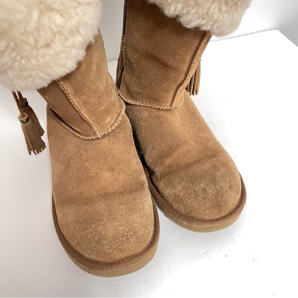 Ugg Australia Sheepskin Plumdale boots girls size 4 Youth - Picture 4 of 9